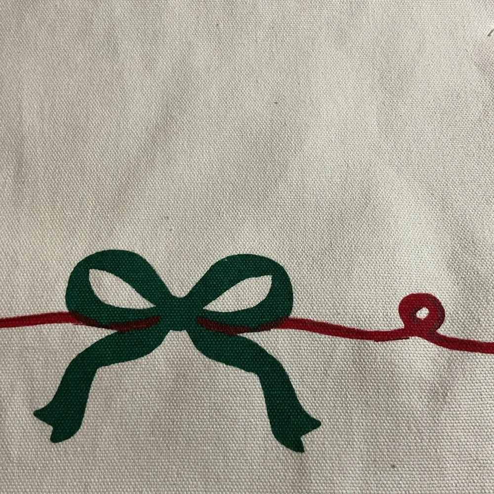 New Table Runner Sleighbell Bistro (13in X‎ 72in) Off White Red Green Bow